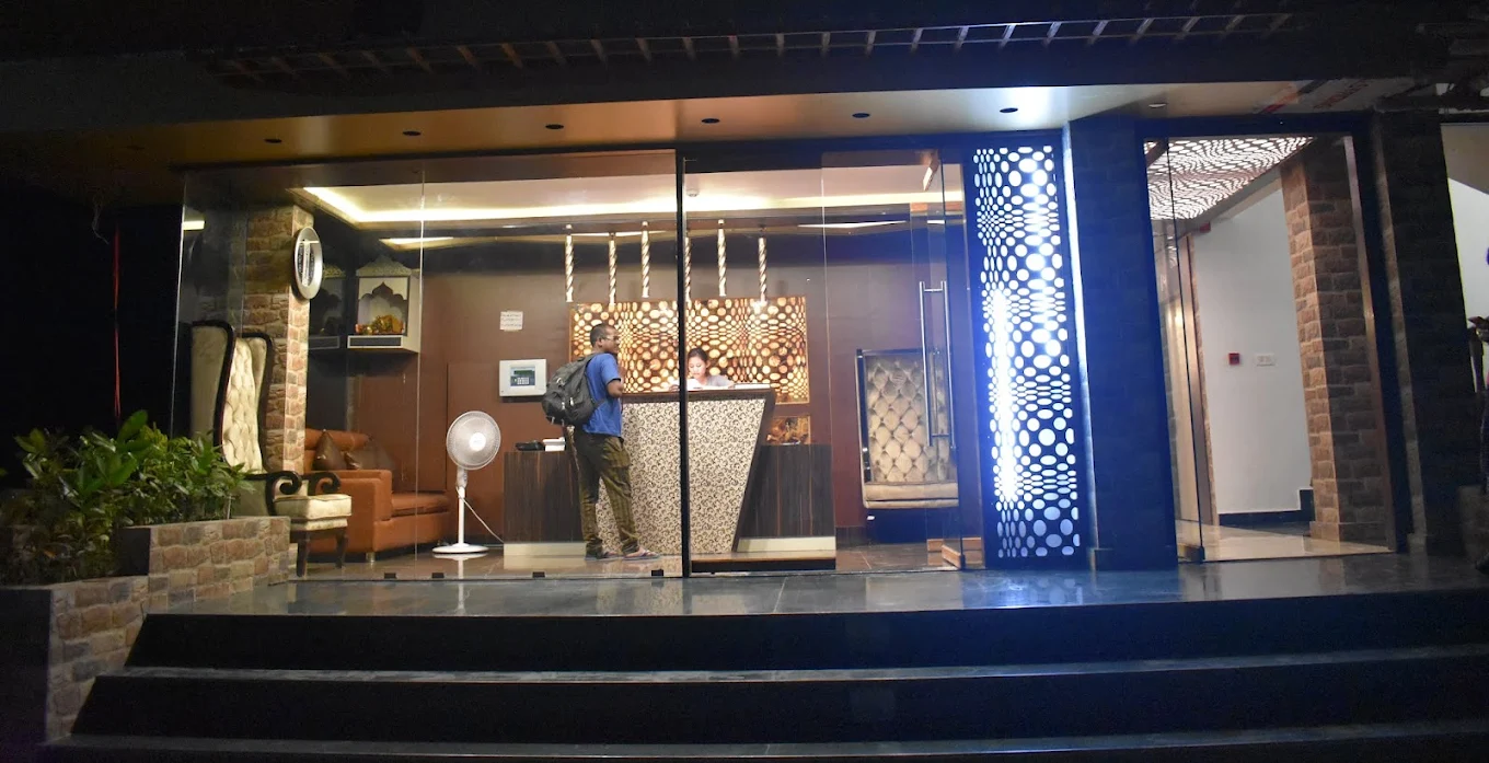 All Season Residency.webp