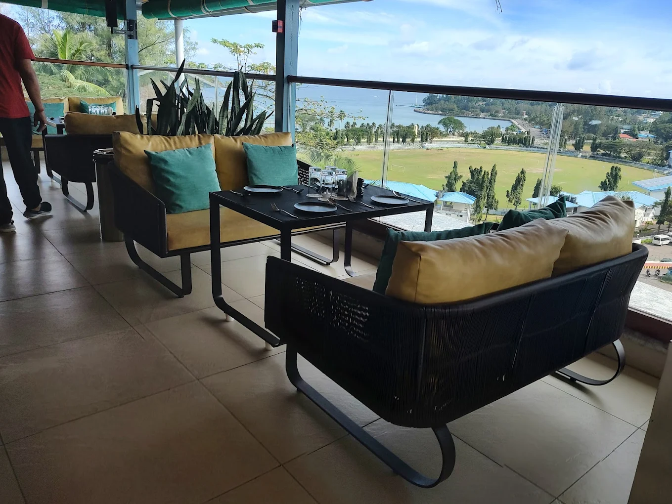 Bayleaf inn city veiw .webp