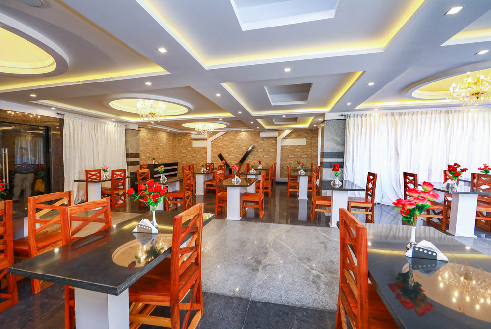 CS Empire - Dining area.jpg