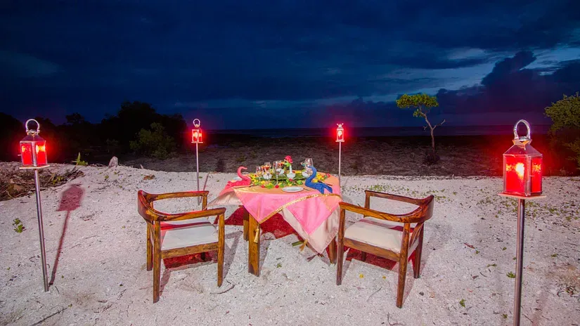 SSSBR - Candle_Light_Dinner_Neil.webp
