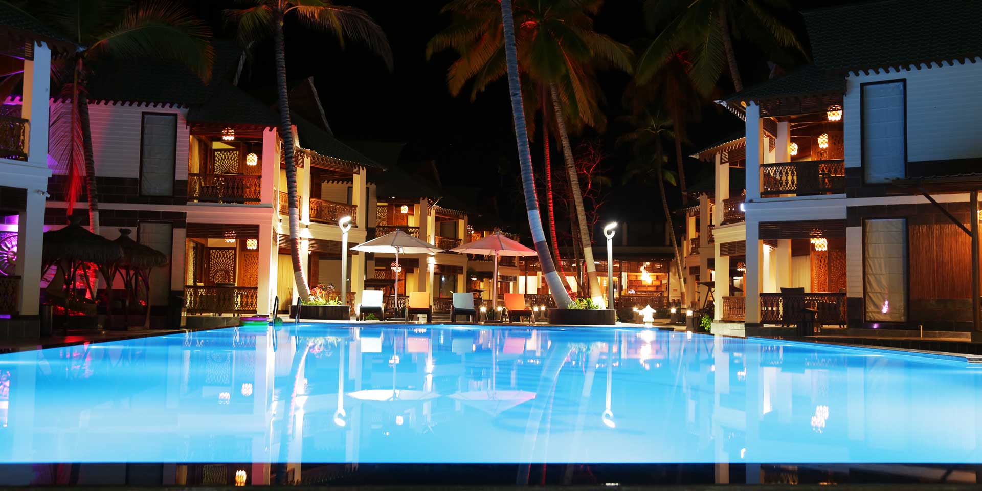 Sandyy Waves - Pool view.jpg
