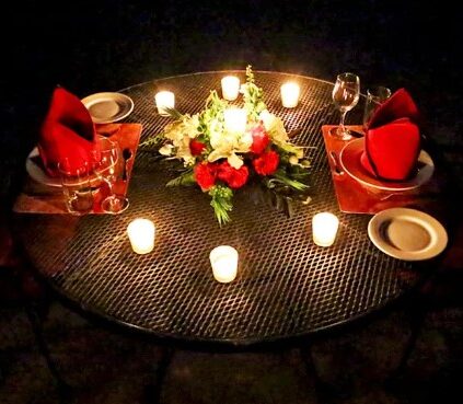 Candlelight-Dinner-.jpg